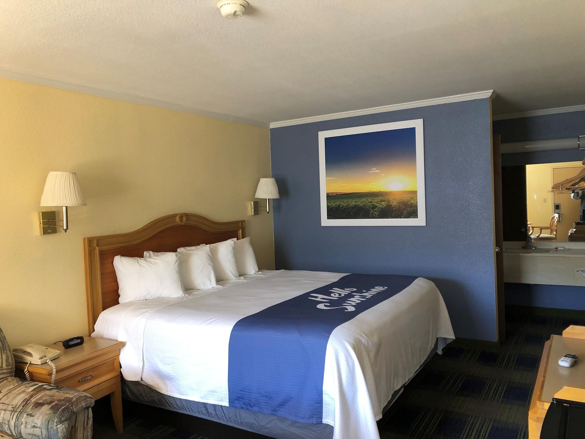Days Inn By Wyndham Alamogordo White Sands Екстер'єр фото