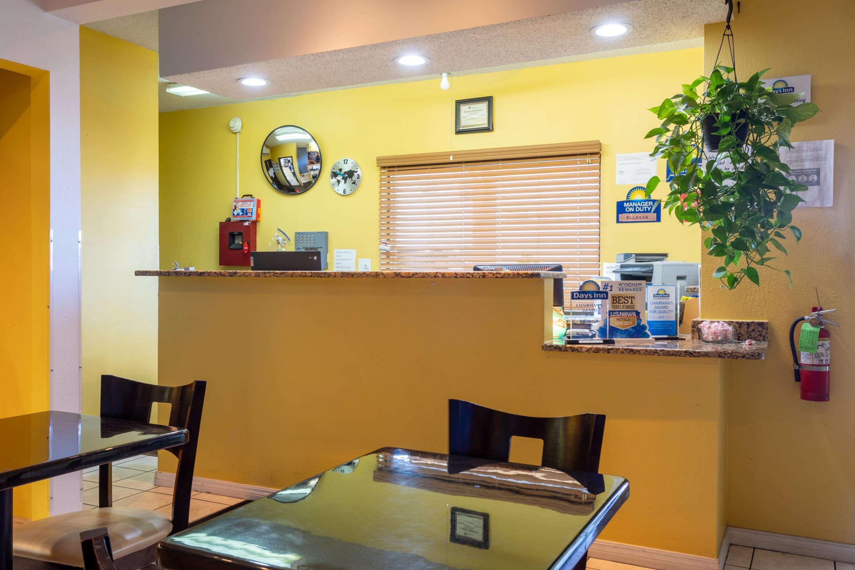 Days Inn By Wyndham Alamogordo White Sands Екстер'єр фото