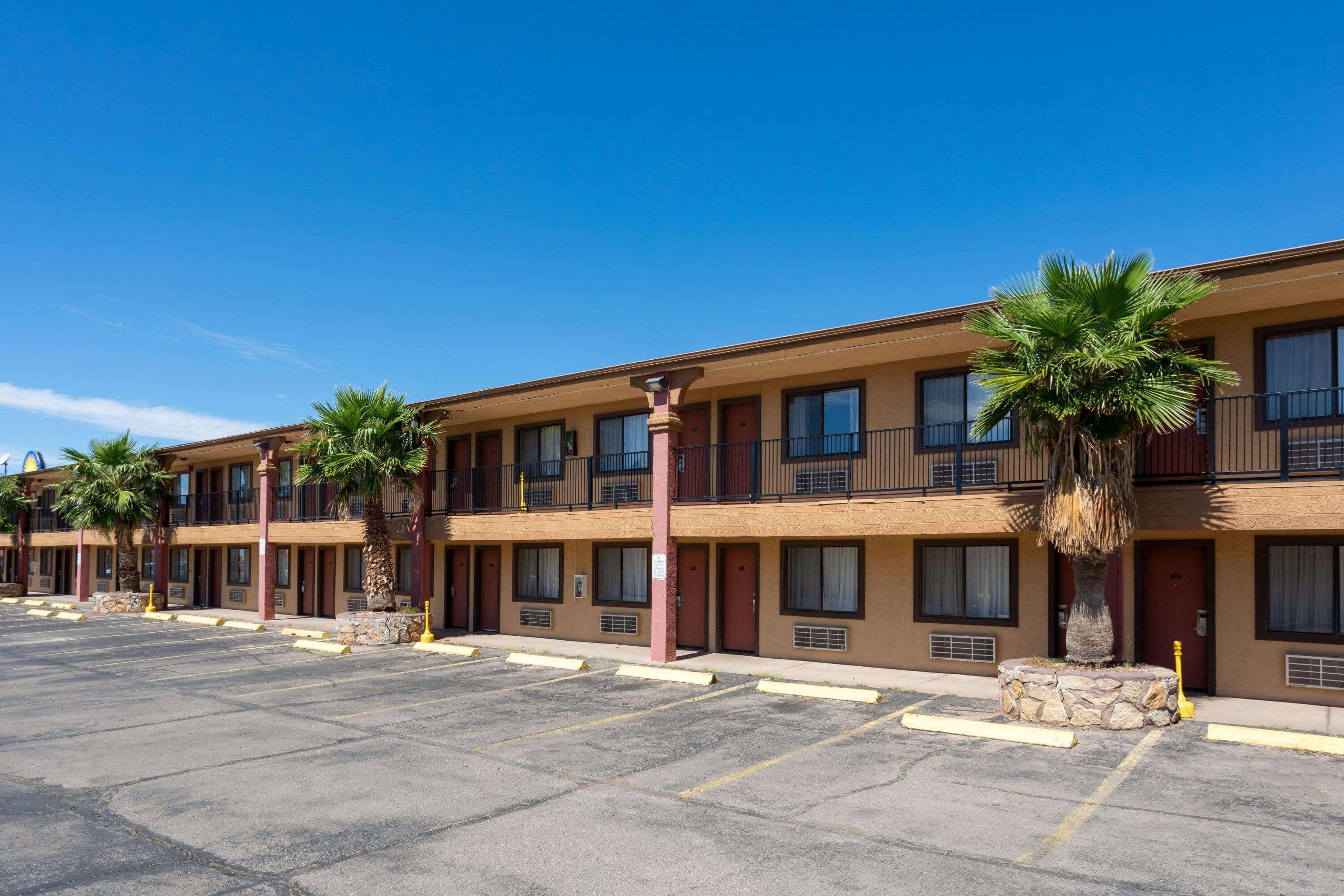 Days Inn By Wyndham Alamogordo White Sands Екстер'єр фото