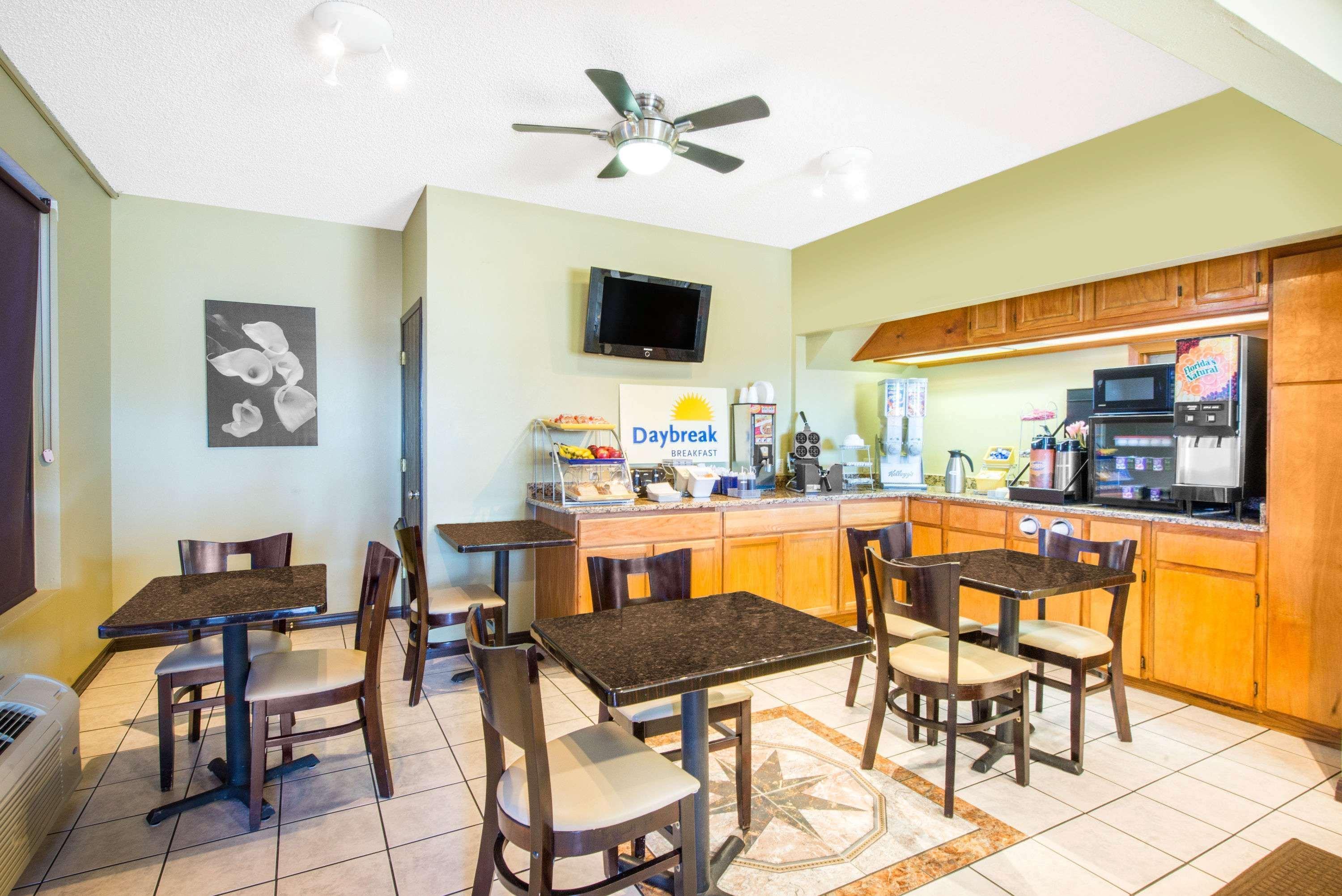 Days Inn By Wyndham Alamogordo White Sands Екстер'єр фото